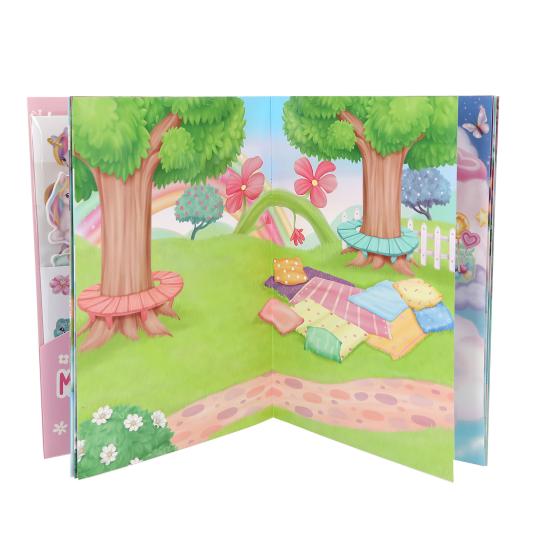 Libro de stickers Ylvi Create your Unicorn World