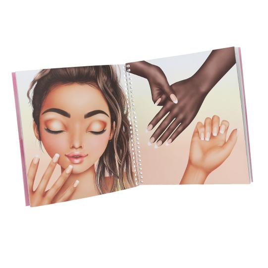 Libro TOPModel dress me up de maquillaje y uñas
