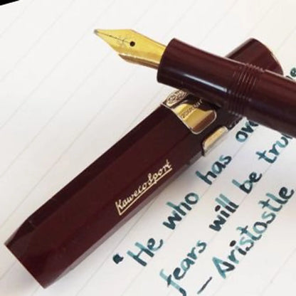 Pluma estilográfica  Classic Sport Bordeaux