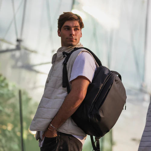 Mochila Xclusive  Daily Backpack negro