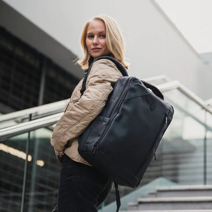 Mochila Xclusive Slim Backpack Negro
