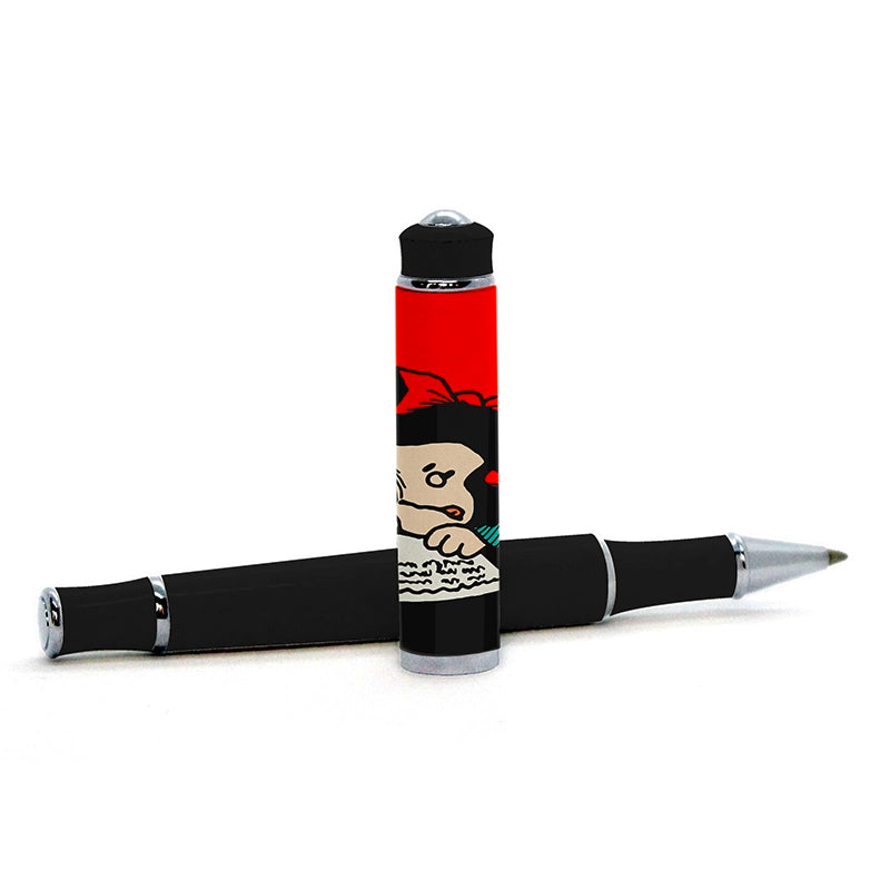 Lapicera Roller Mafalda Black leyendo