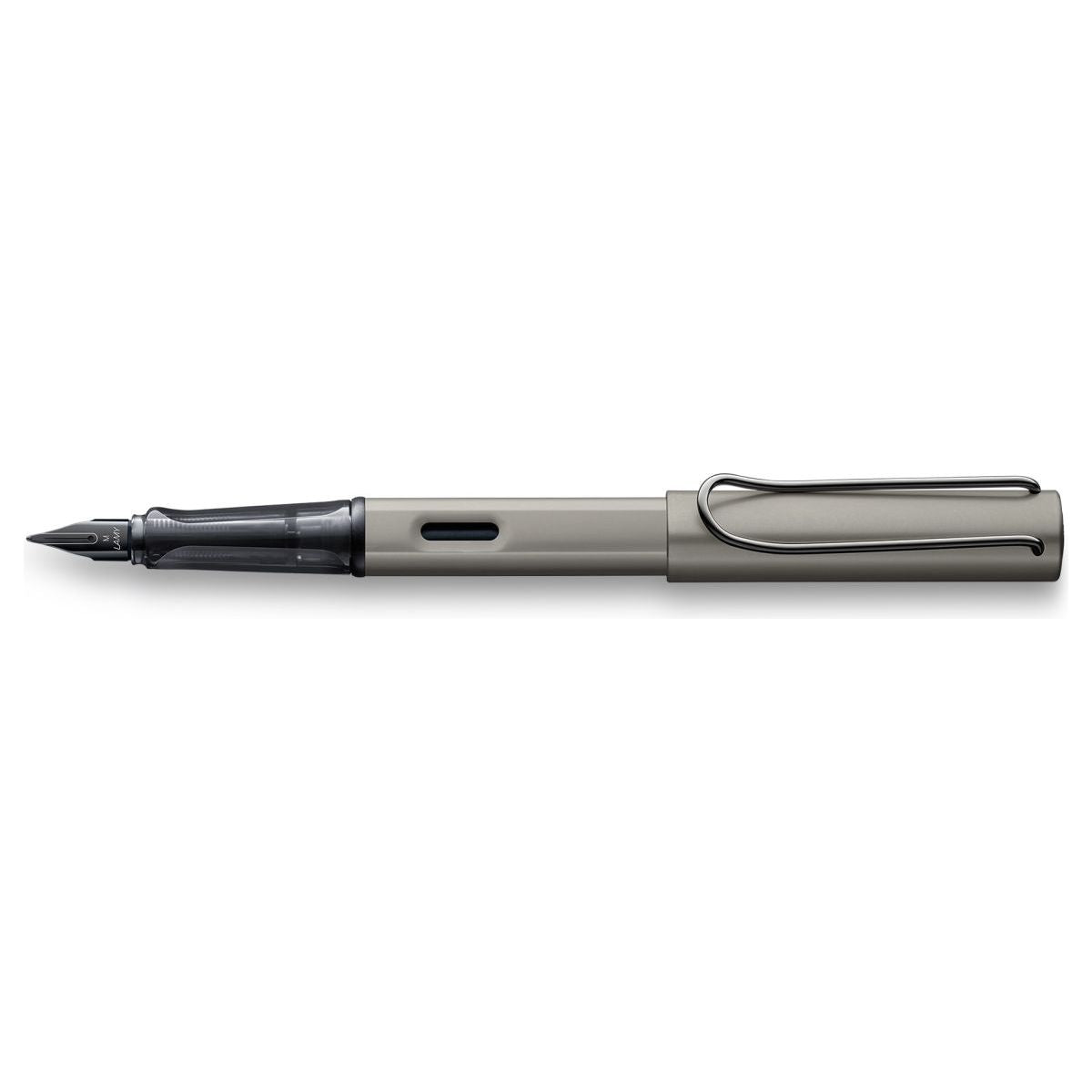 057 Pluma Lx Ru M BL